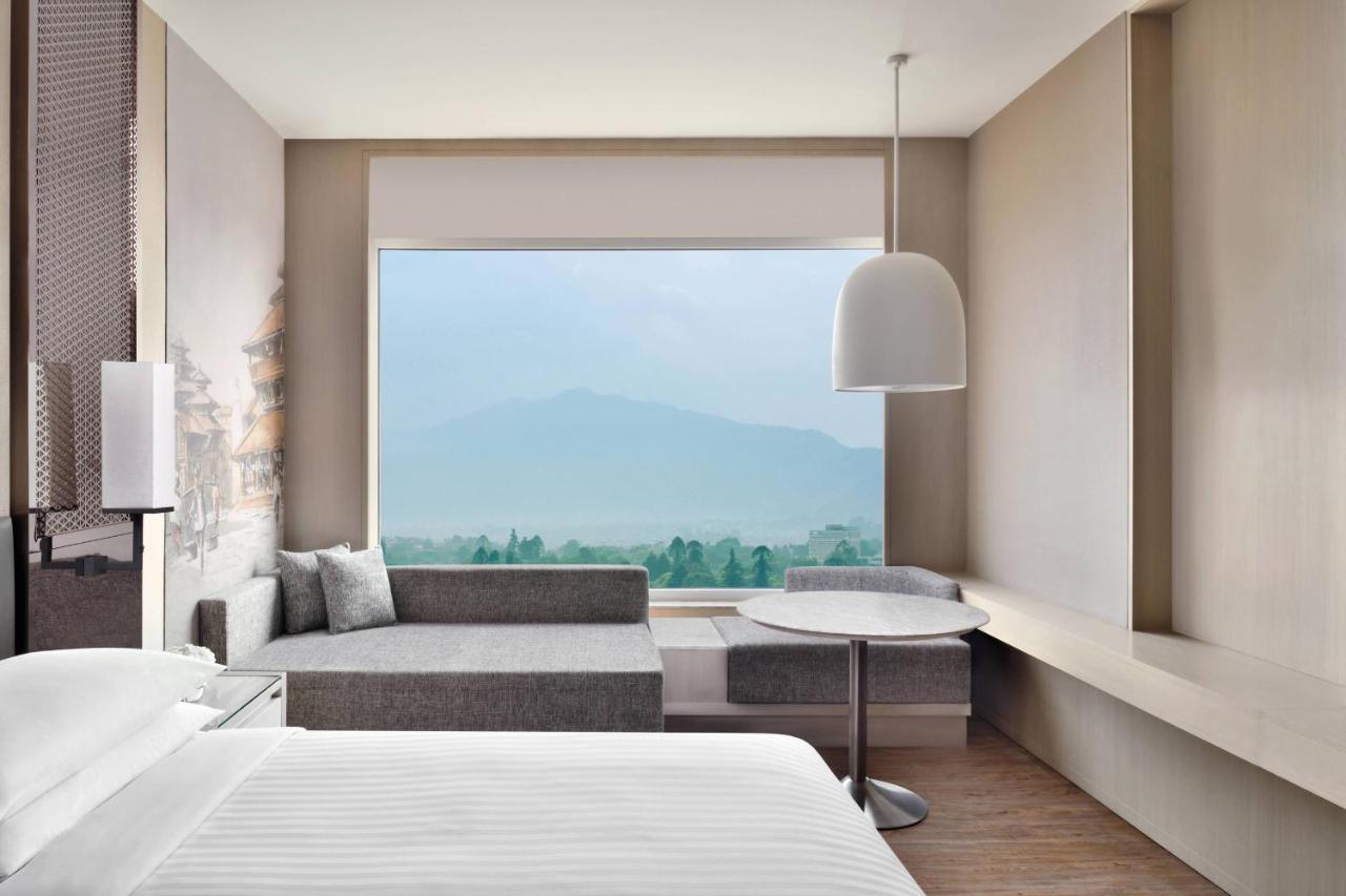 Kathmandu Marriott Hotel Exterior photo