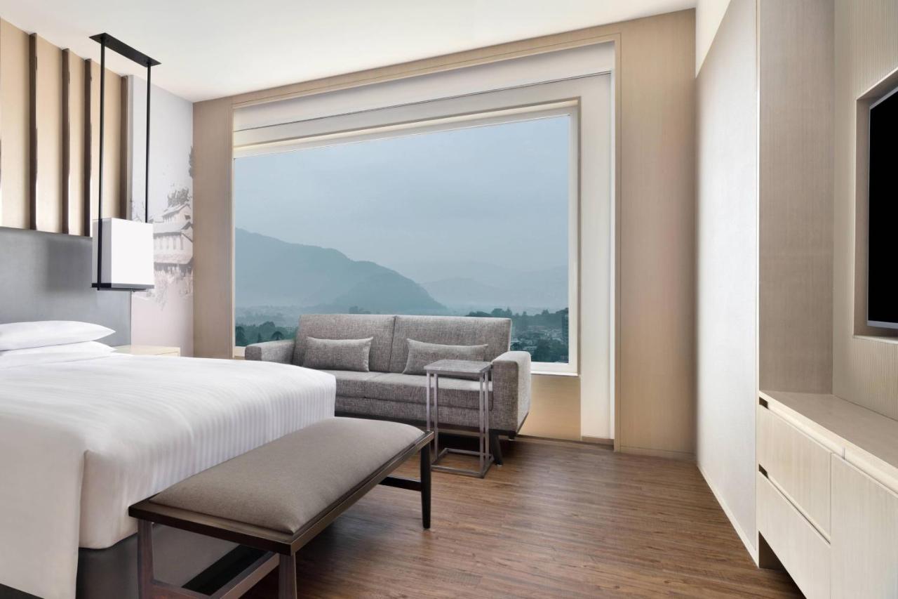 Kathmandu Marriott Hotel Exterior photo