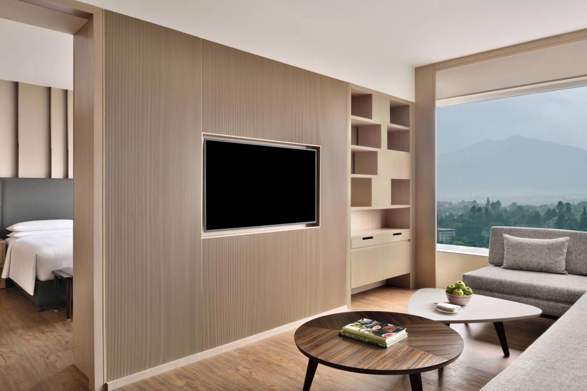 Kathmandu Marriott Hotel Exterior photo
