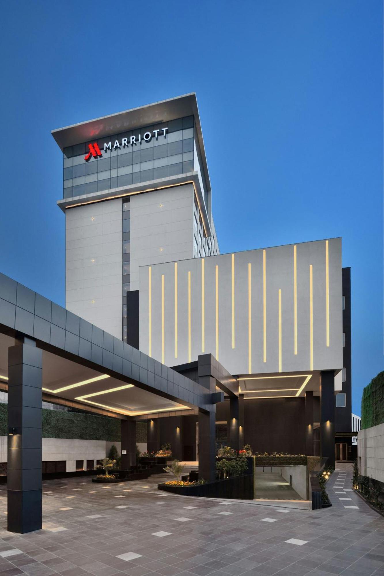 Kathmandu Marriott Hotel Exterior photo